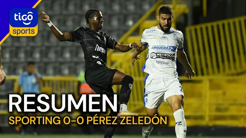 Hai cầu thủ Zeledon và Sporting FC đang tranh chấp quả bóng trên sân Hai cầu thủ Zeledon và Sporting FC đang tranh chấp quả bóng trên sân